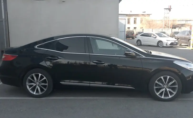 Hyundai Grandeur 2015 года за 8 000 000 тг. в Тараз фото 4