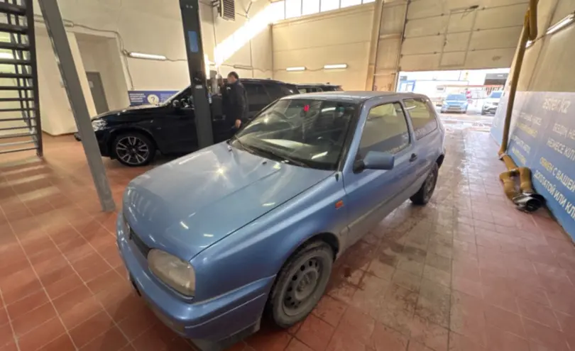 Volkswagen Golf 1992 года за 800 000 тг. в Астана
