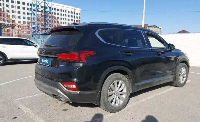 Hyundai Santa Fe 2020 года за 13 000 000 тг. в Шымкент фото 3