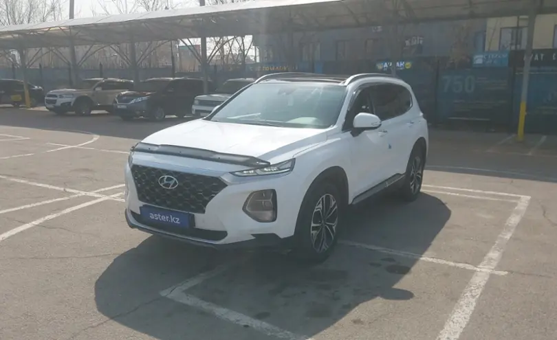 Hyundai Santa Fe 2020 года за 12 500 000 тг. в Алматы