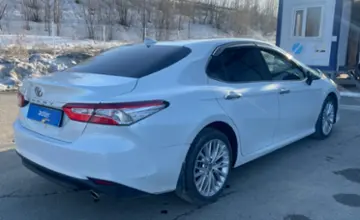 Toyota Camry 2021 года за 14 000 000 тг. в Усть-Каменогорск