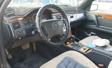 Mercedes-Benz E-Класс 1997 года за 2 500 000 тг. в Шымкент фото 5