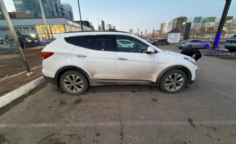 Hyundai Santa Fe 2014 года за 8 500 000 тг. в Астана фото 4