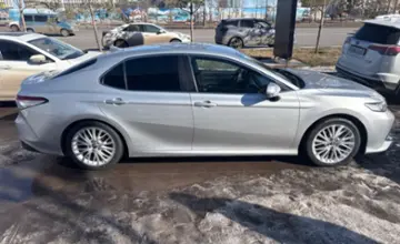 Toyota Camry 2018 года за 11 000 000 тг. в Астана фото 4