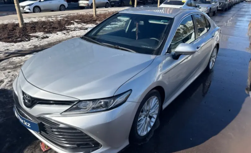 Toyota Camry 2018 года за 11 000 000 тг. в Астана
