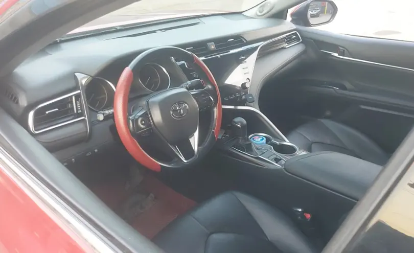 Toyota Camry 2019 года за 14 000 000 тг. в Алматы фото 5