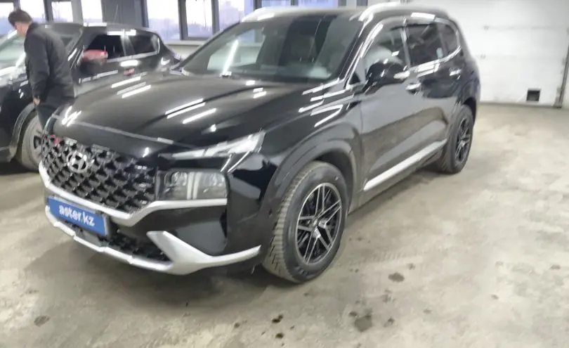 Hyundai Santa Fe 2021 года за 18 000 000 тг. в Астана