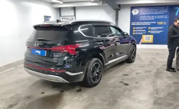 Hyundai Santa Fe 2021 года за 18 000 000 тг. в Астана фото 3
