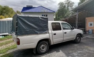 Toyota Hilux 2001 года за 5 000 000 тг. в Алматы фото 4