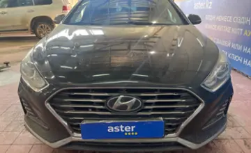 Hyundai Sonata 2019 года за 7 500 000 тг. в Астана фото 2