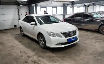 Toyota Camry 2014 года за 8 500 000 тг. в Астана фото 2