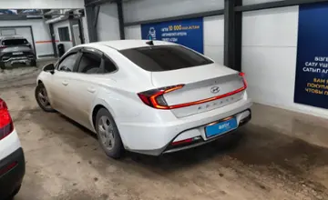 Hyundai Sonata 2020 года за 10 000 000 тг. в Астана фото 4