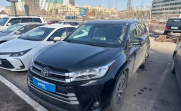Toyota Highlander 2016 года за 13 000 000 тг. в Астана фото 1