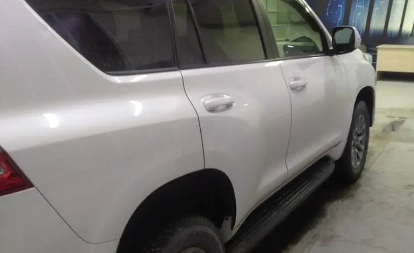 Toyota Land Cruiser Prado 2017 года за 24 000 000 тг. в Павлодар фото 4