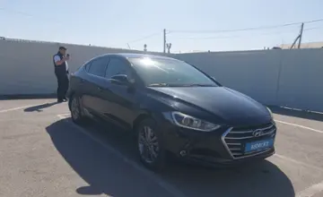 Hyundai Elantra 2018 года за 7 600 000 тг. в Шымкент фото 2