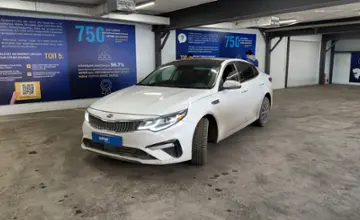 Kia Optima 2019 года за 9 500 000 тг. в Астана фото 1