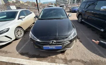 Hyundai Elantra 2019 года за 7 000 000 тг. в Астана фото 2