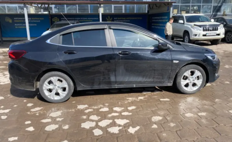 Chevrolet Onix 2023 года за 6 000 000 тг. в Караганда фото 4