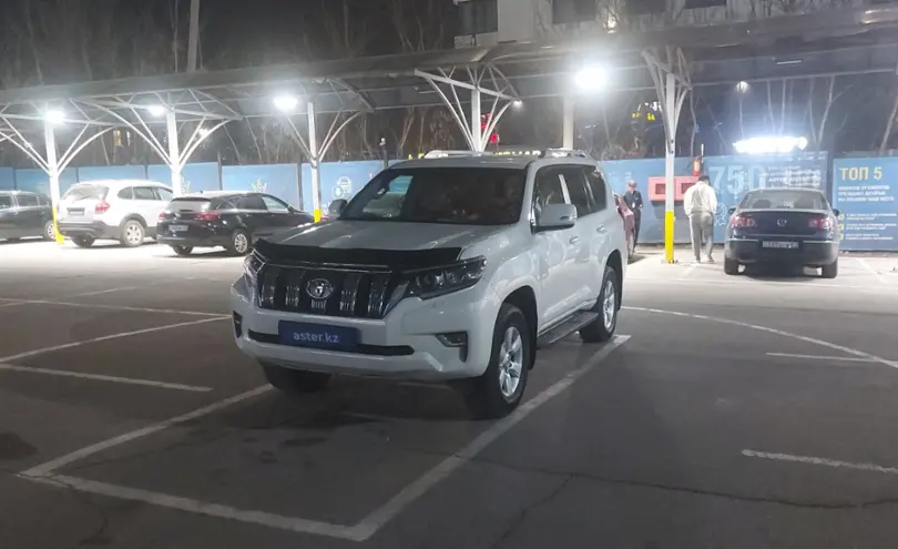 Toyota Land Cruiser Prado 2016 года за 18 000 000 тг. в Алматы