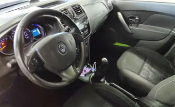 Renault Sandero 2017 года за 4 500 000 тг. в Астана фото 5