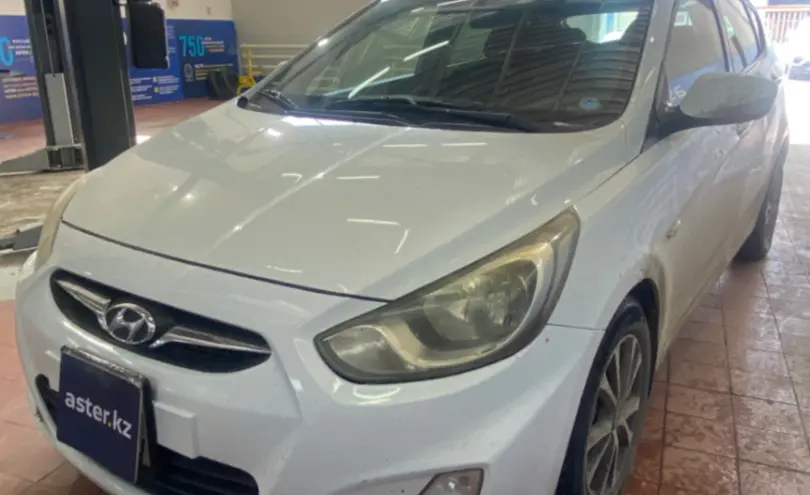 Hyundai Accent 2014 года за 3 000 000 тг. в Астана
