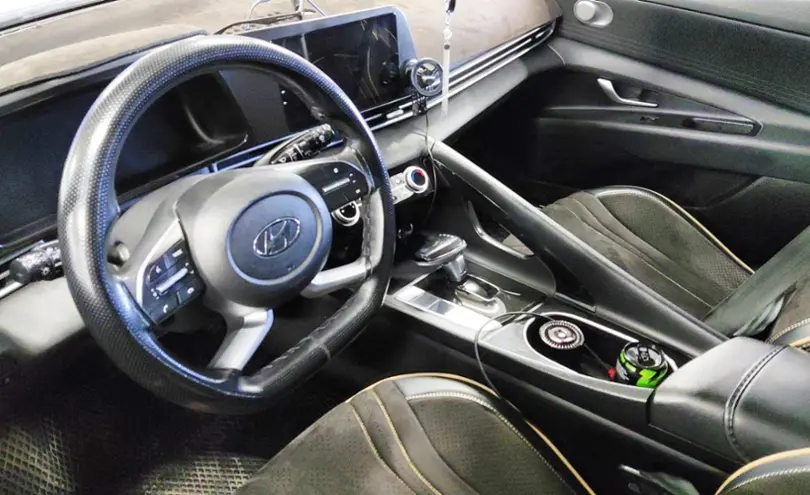 Hyundai Elantra 2023 года за 8 800 000 тг. в Астана фото 5