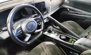Hyundai Elantra 2023 года за 8 800 000 тг. в Астана фото 5
