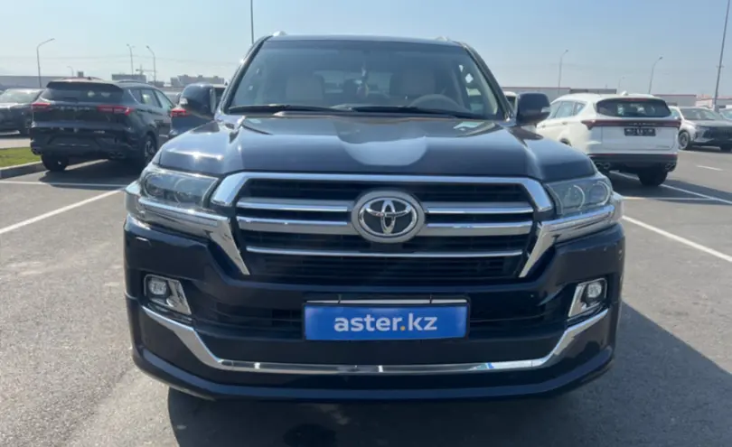 Toyota Land Cruiser 2019 года за 31 000 000 тг. в Алматы фото 2