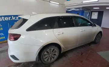 Kia Ceed SW 2025 года за 10 000 000 тг. в Астана фото 4