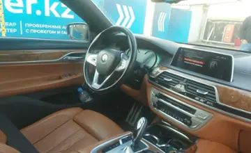 BMW 7 серии 2018 года за 25 000 000 тг. в Алматы фото 5