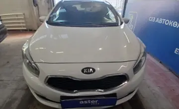 Kia Ceed 2013 года за 5 000 000 тг. в Астана фото 2