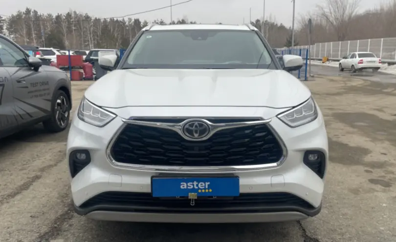 Toyota Highlander 2024 года за 28 000 000 тг. в Усть-Каменогорск фото 2
