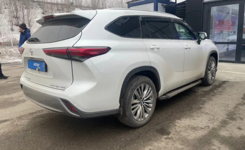 Toyota Highlander 2024 года за 28 000 000 тг. в Усть-Каменогорск фото 5
