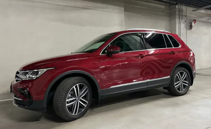 Volkswagen Tiguan 2021 года за 20 000 000 тг. в Алматы