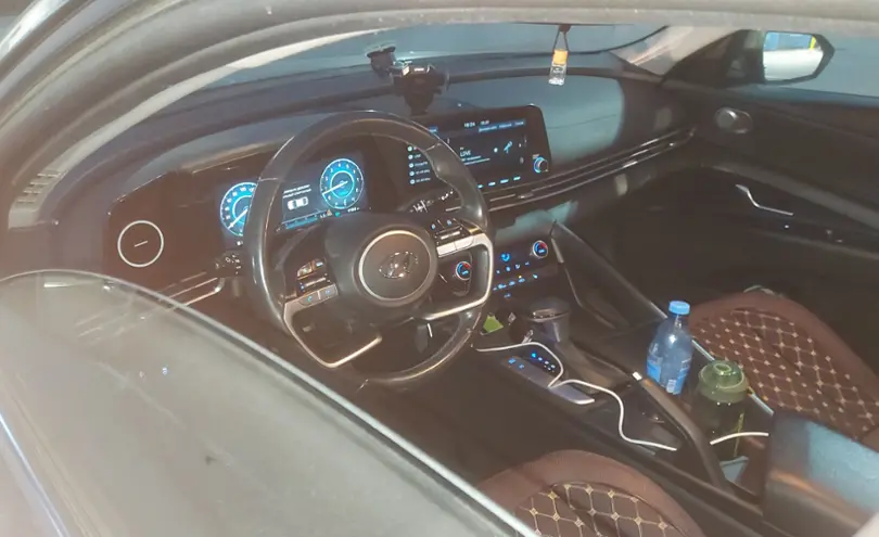 Hyundai Elantra 2022 года за 8 500 000 тг. в Алматы фото 5