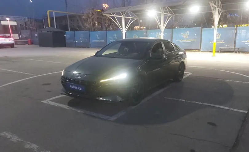 Hyundai Elantra 2022 года за 8 500 000 тг. в Алматы