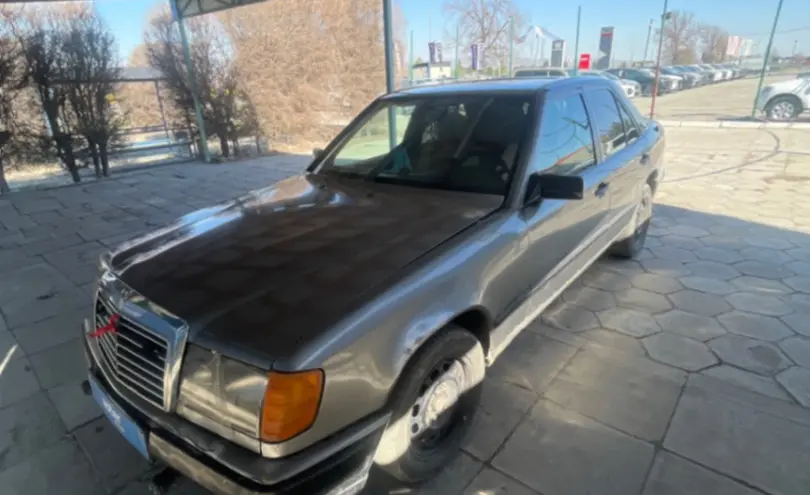 Mercedes-Benz W124 1988 года за 800 000 тг. в Талдыкорган