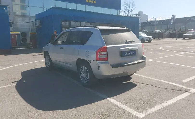 Jeep Compass 2007 года за 2 700 000 тг. в Алматы фото 4