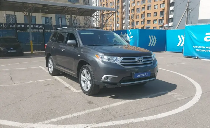 Toyota Highlander 2011 года за 11 000 000 тг. в Алматы фото 2