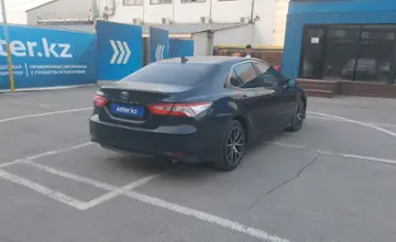 Toyota Camry 2020 года за 13 000 000 тг. в Алматы фото 3