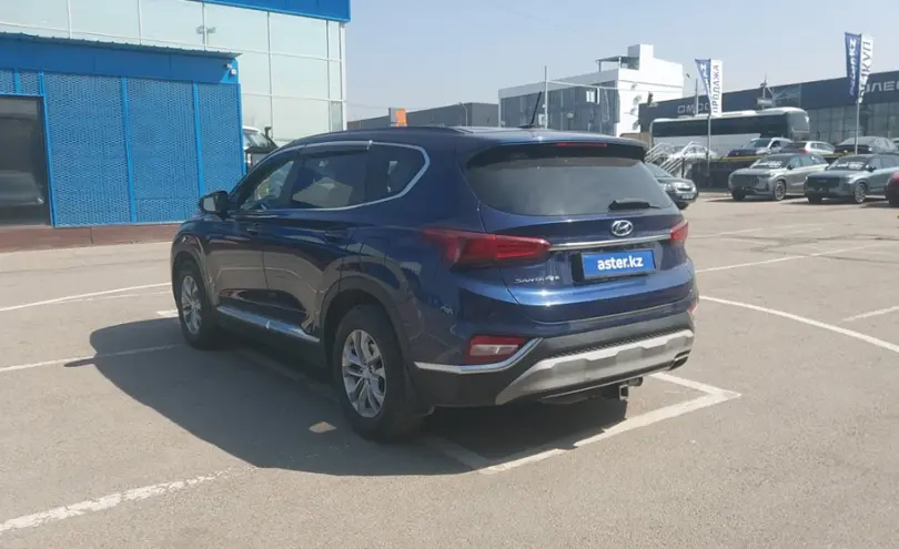 Hyundai Santa Fe 2019 года за 12 000 000 тг. в Алматы фото 4