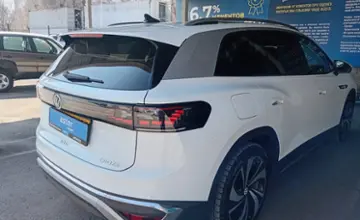 Volkswagen ID.6 2022 года за 10 000 000 тг. в Алматы
