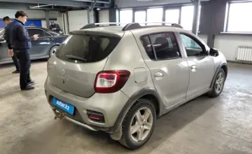 Renault Sandero 2016 года за 4 000 000 тг. в Астана фото 3