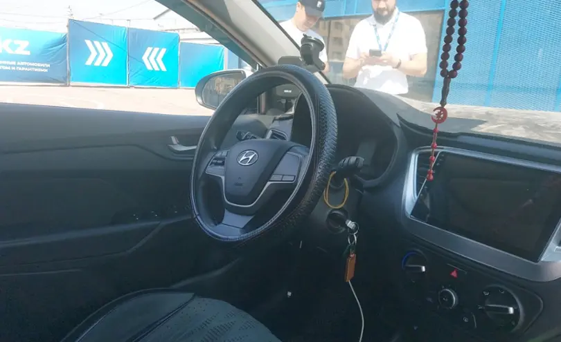 Hyundai Accent 2018 года за 6 600 000 тг. в Алматы фото 5