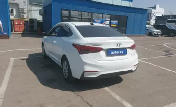 Hyundai Accent 2018 года за 6 600 000 тг. в Алматы фото 4