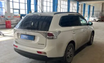 Mitsubishi Outlander 2013 года за 7 200 000 тг. в Караганда