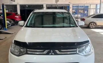 Mitsubishi Outlander 2013 года за 7 200 000 тг. в Караганда фото 2