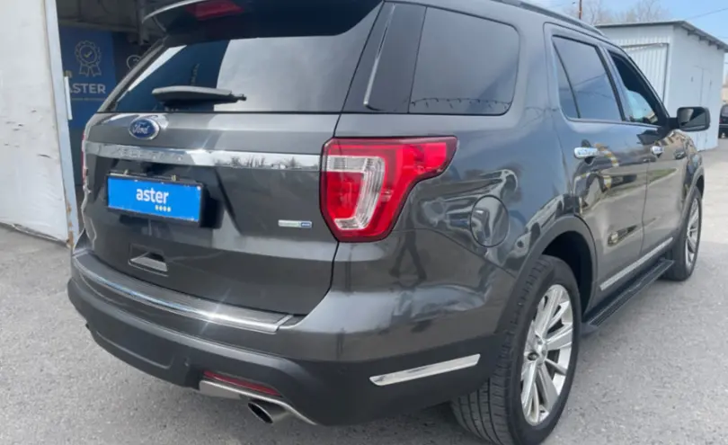 Ford Explorer 2018 года за 18 000 000 тг. в Тараз фото 5