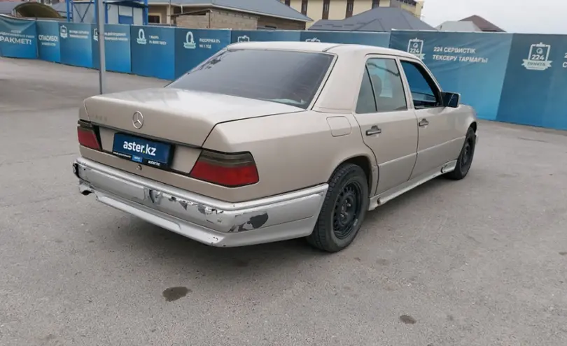 Mercedes-Benz W124 1991 года за 1 300 000 тг. в Шымкент фото 3