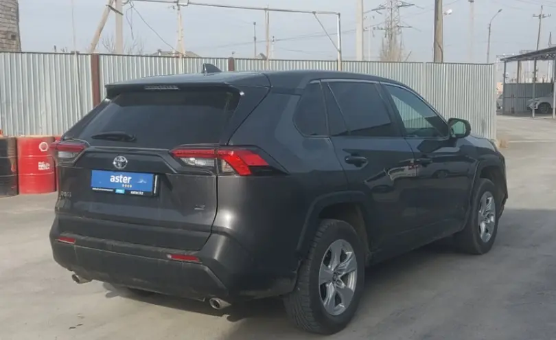 Toyota RAV4 2022 года за 15 000 000 тг. в Атырау фото 5